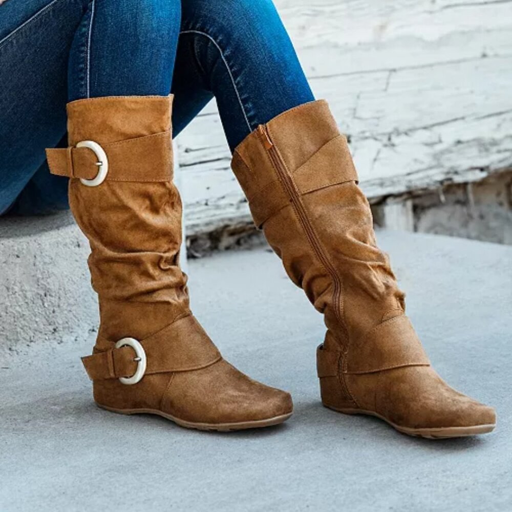 NWOT Journee Collection Jester Regular calf Rouched Buckle Mid Shaft Boots